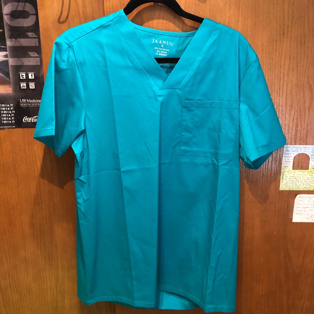 Jaanuu Scrub Top and Pant Set